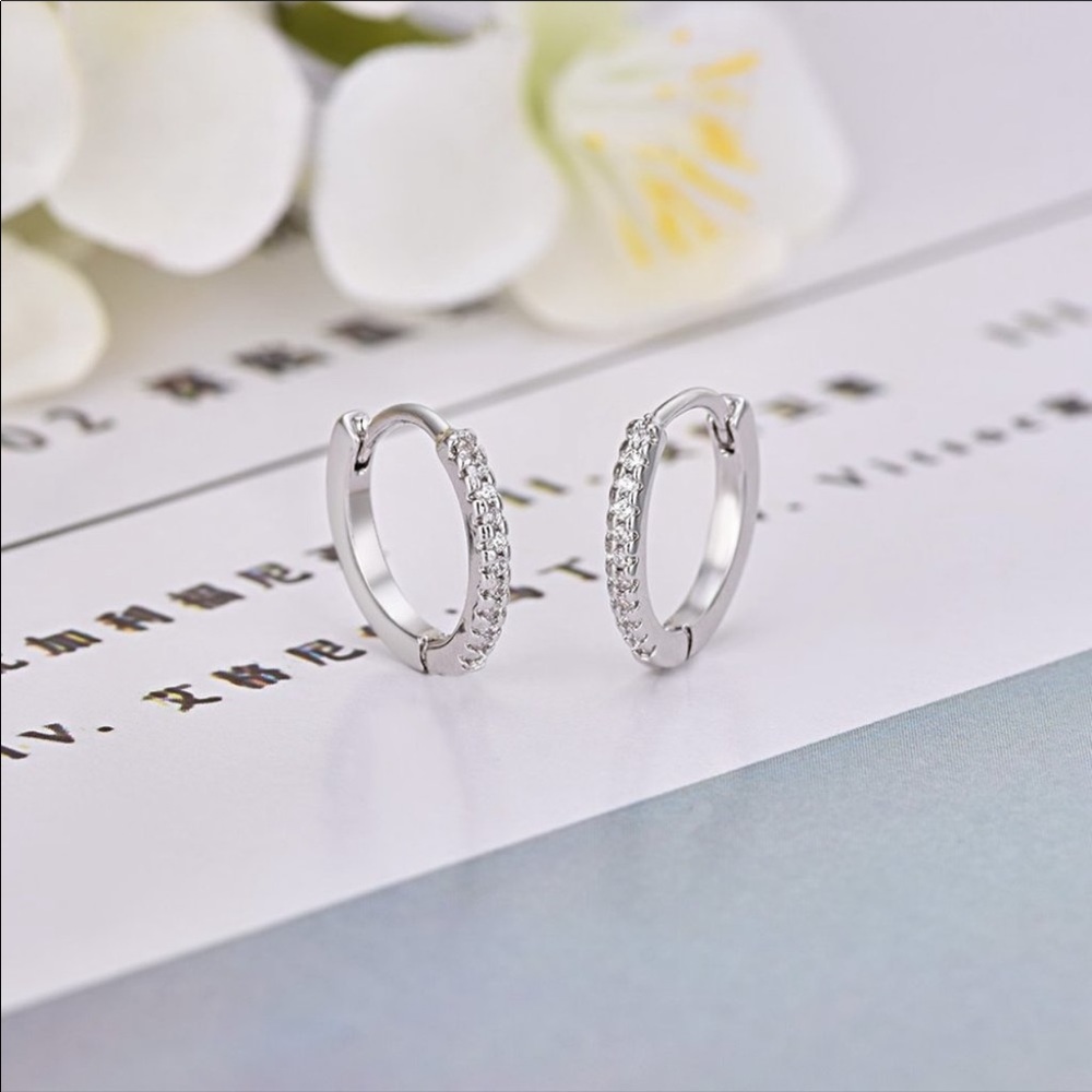 New 925 Sterling Silver Diamonds Hoop Earrings - Picture 7 of 8